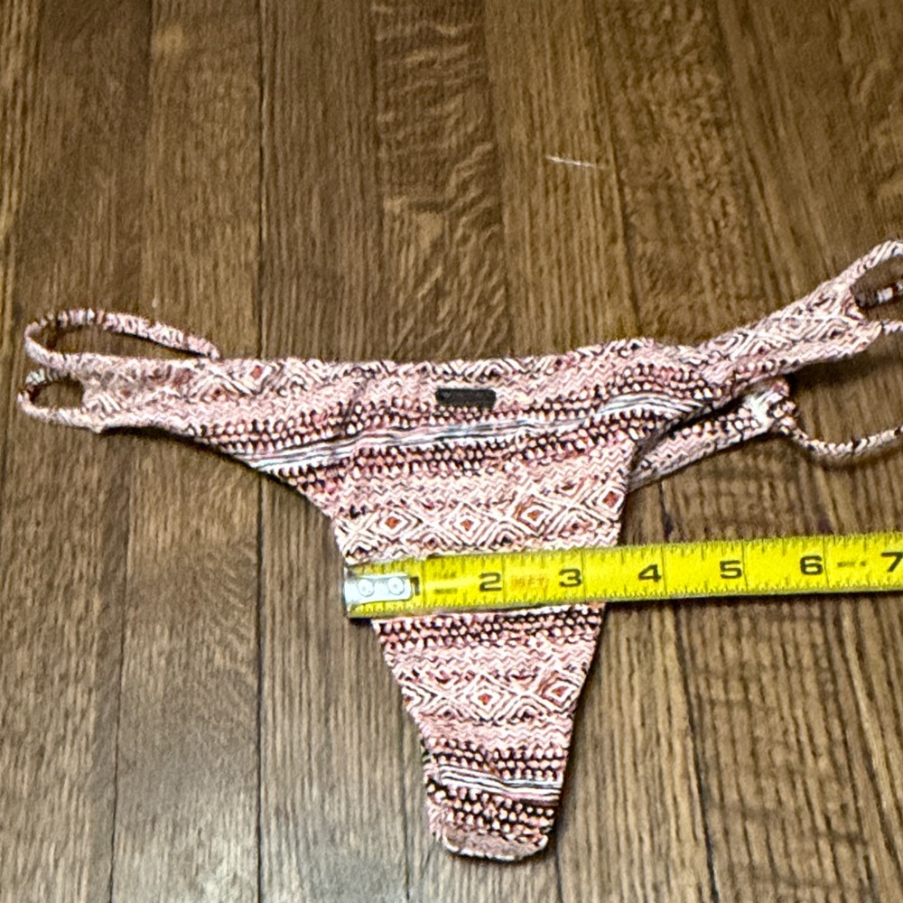 Volcom Itsy Patterned Bikini Bottom - Picture 7 of 8